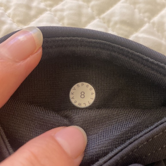 LULULEMON Wunder Under Crop (Hi-Rise) Awaken Full-On Luxtreme 21" size 8 - Picture 8 of 10